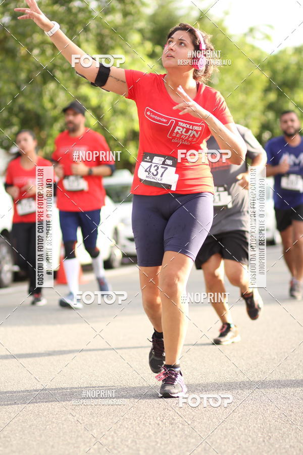 Compra tus fotos del eventoSantander Track&Field Run Series - Cidade Center Norte En Fotop