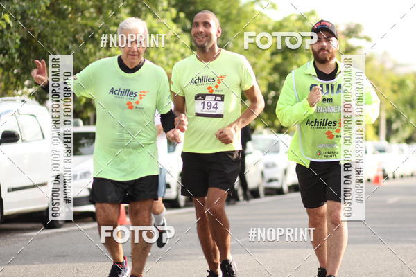 Compre as suas fotos do eventoSantander Track&Field Run Series - Cidade Center Norte no Fotop