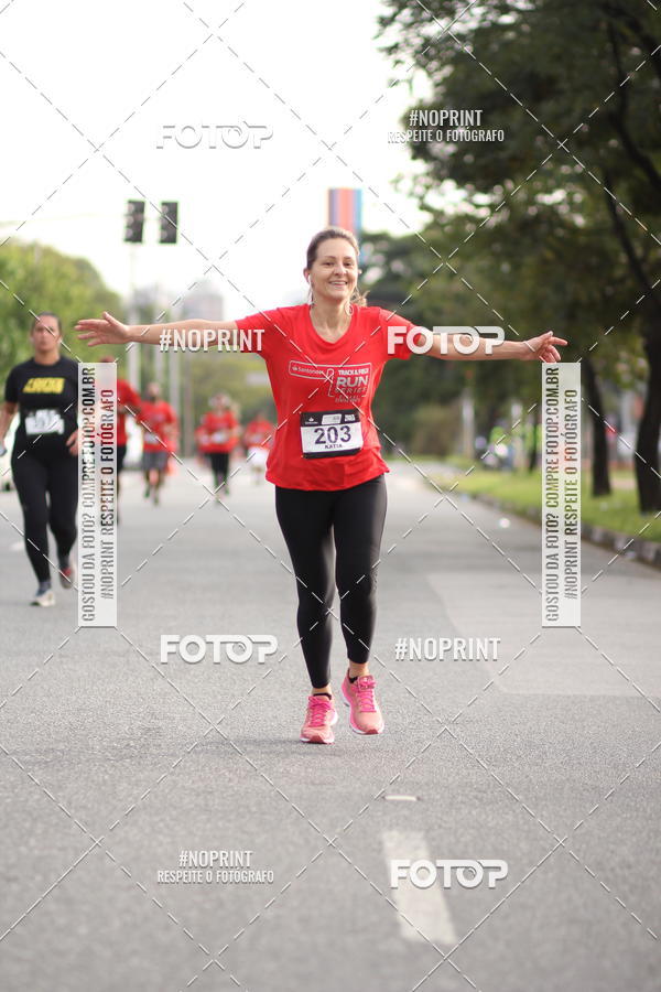 Compre as suas fotos do eventoSantander Track&Field Run Series - Cidade Center Norte no Fotop