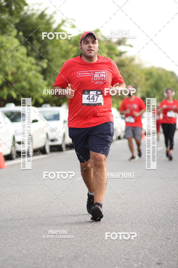 Compre as suas fotos do eventoSantander Track&Field Run Series - Cidade Center Norte no Fotop