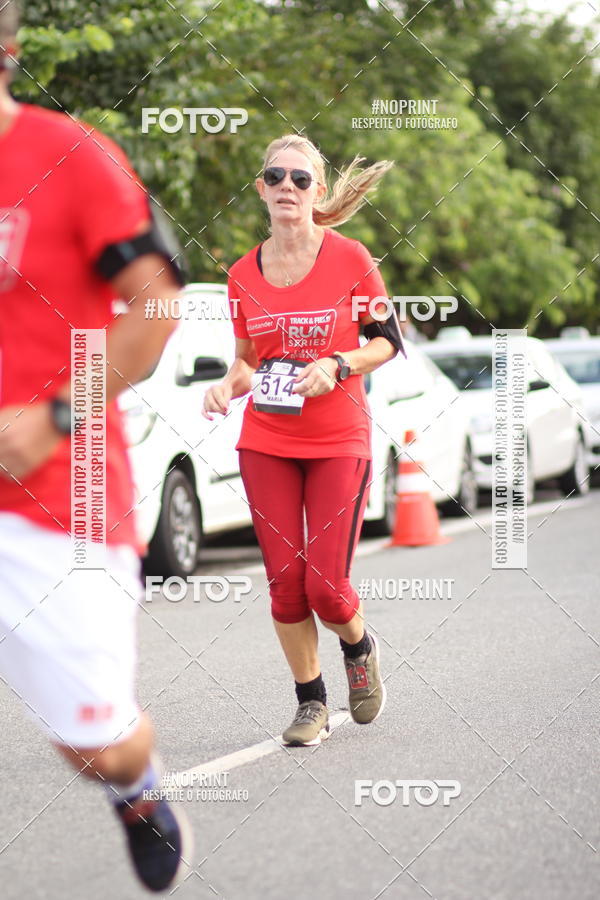Compre as suas fotos do eventoSantander Track&Field Run Series - Cidade Center Norte no Fotop