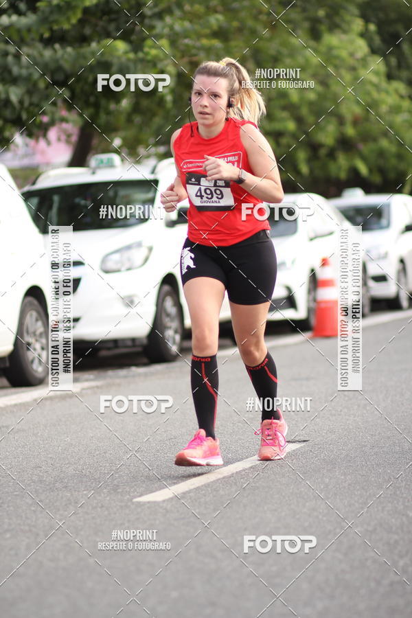 Achetez vos photos de l'vnementSantander Track&Field Run Series - Cidade Center Norte sur Fotop