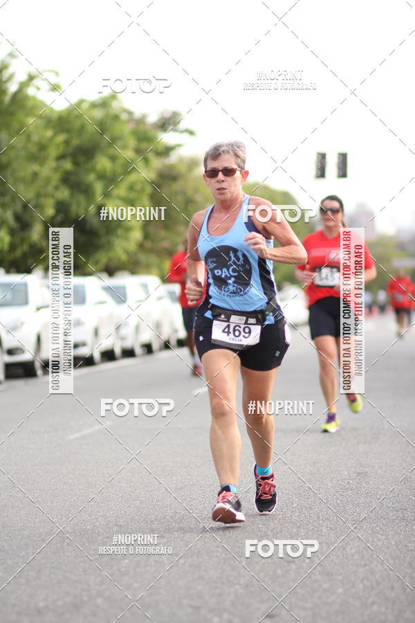 Achetez vos photos de l'vnementSantander Track&Field Run Series - Cidade Center Norte sur Fotop