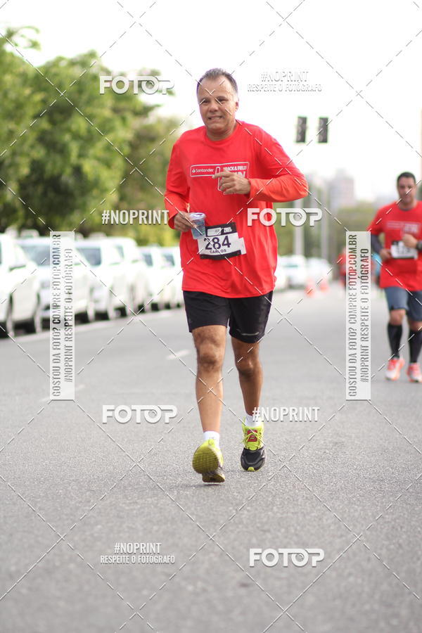 Achetez vos photos de l'vnementSantander Track&Field Run Series - Cidade Center Norte sur Fotop