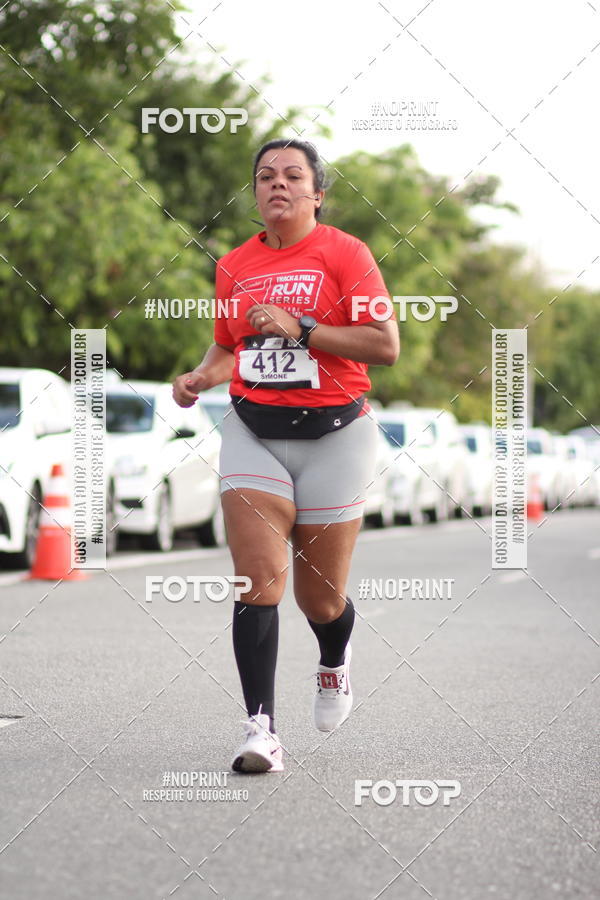 Compre as suas fotos do eventoSantander Track&Field Run Series - Cidade Center Norte no Fotop