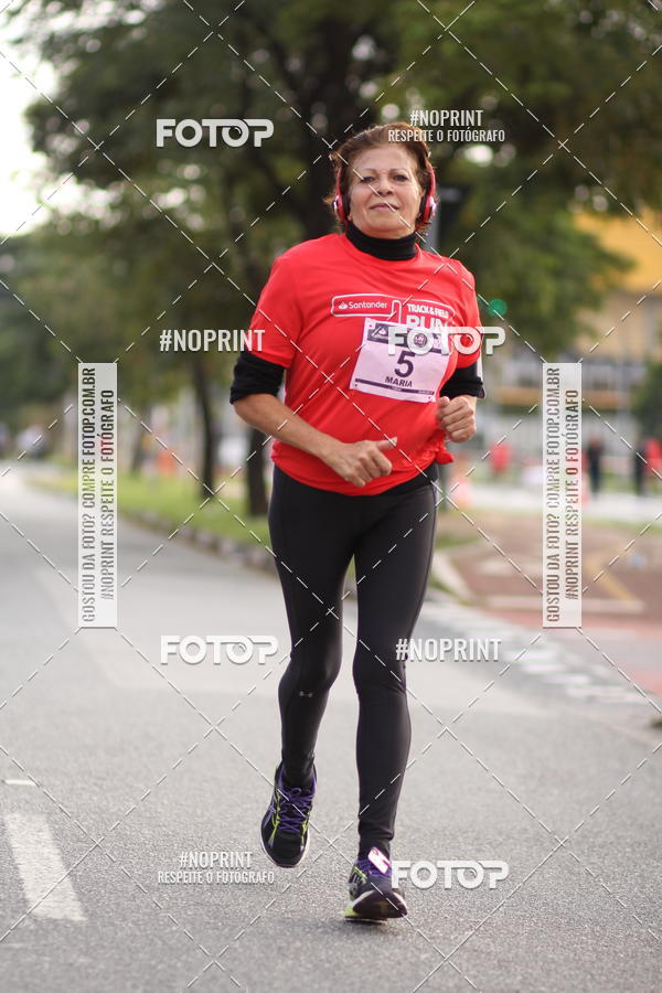 Compre as suas fotos do eventoSantander Track&Field Run Series - Cidade Center Norte no Fotop
