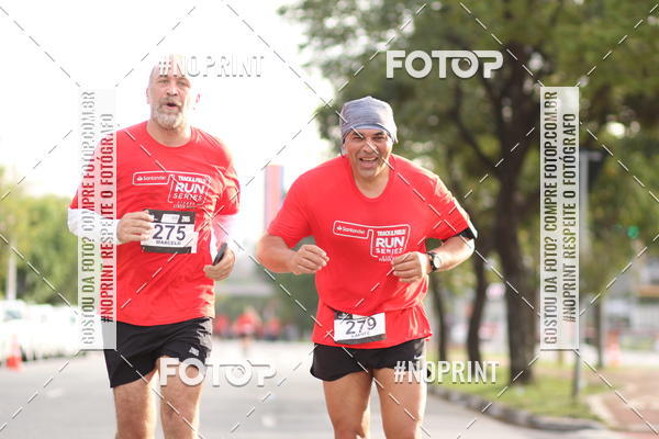 Achetez vos photos de l'vnementSantander Track&Field Run Series - Cidade Center Norte sur Fotop