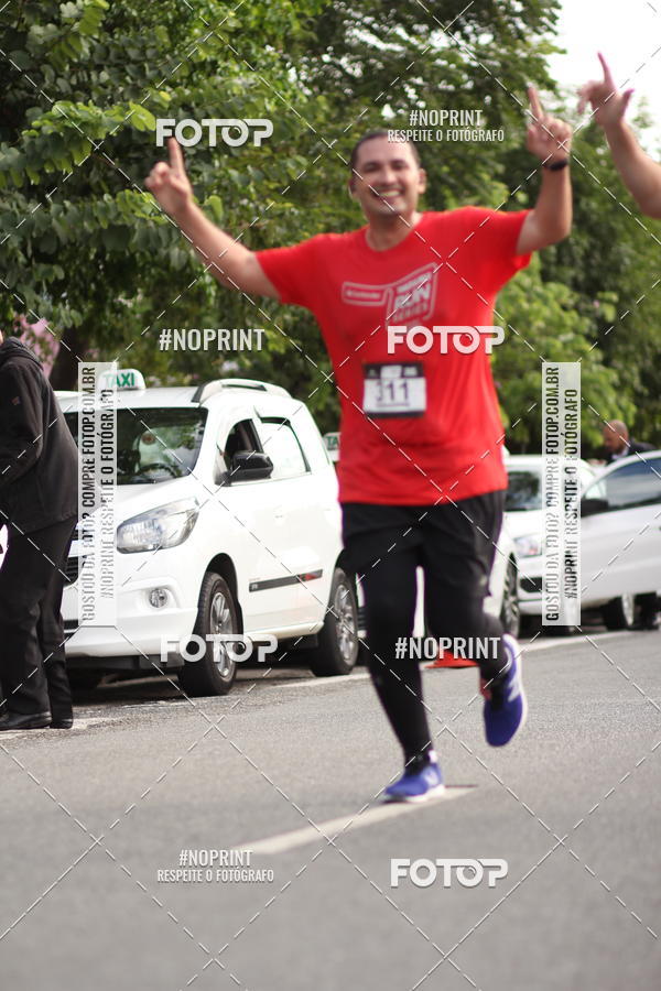 Achetez vos photos de l'vnementSantander Track&Field Run Series - Cidade Center Norte sur Fotop
