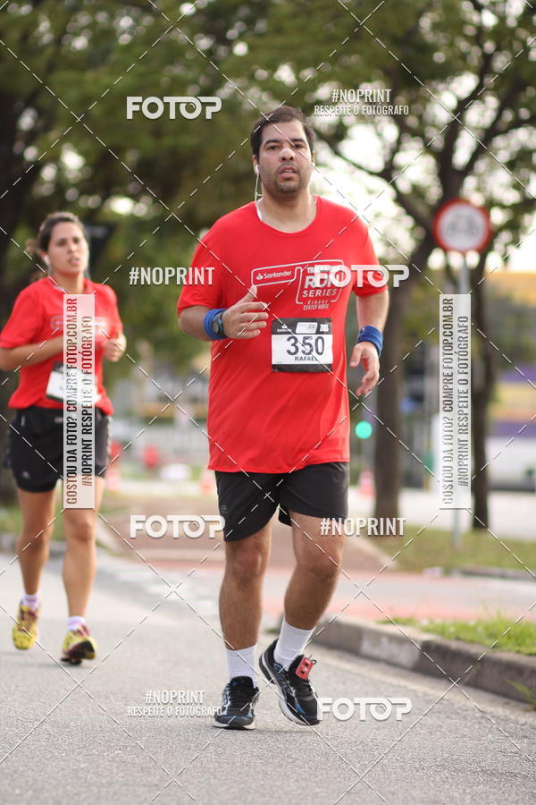Buy your photos of the eventSantander Track&Field Run Series - Cidade Center Norte on Fotop