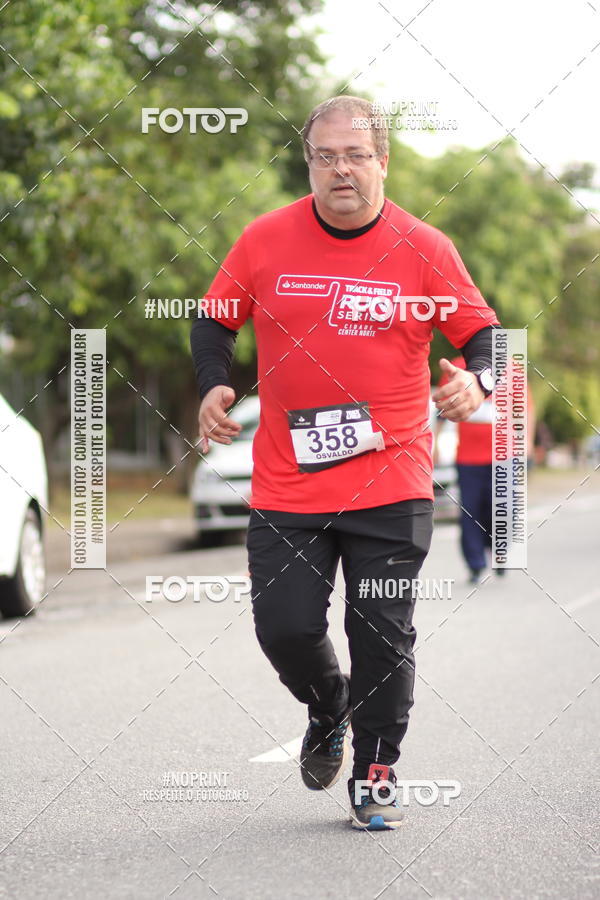 Compra tus fotos del eventoSantander Track&Field Run Series - Cidade Center Norte En Fotop