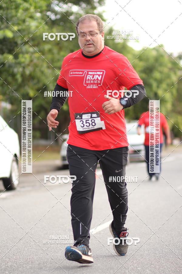Compra tus fotos del eventoSantander Track&Field Run Series - Cidade Center Norte En Fotop