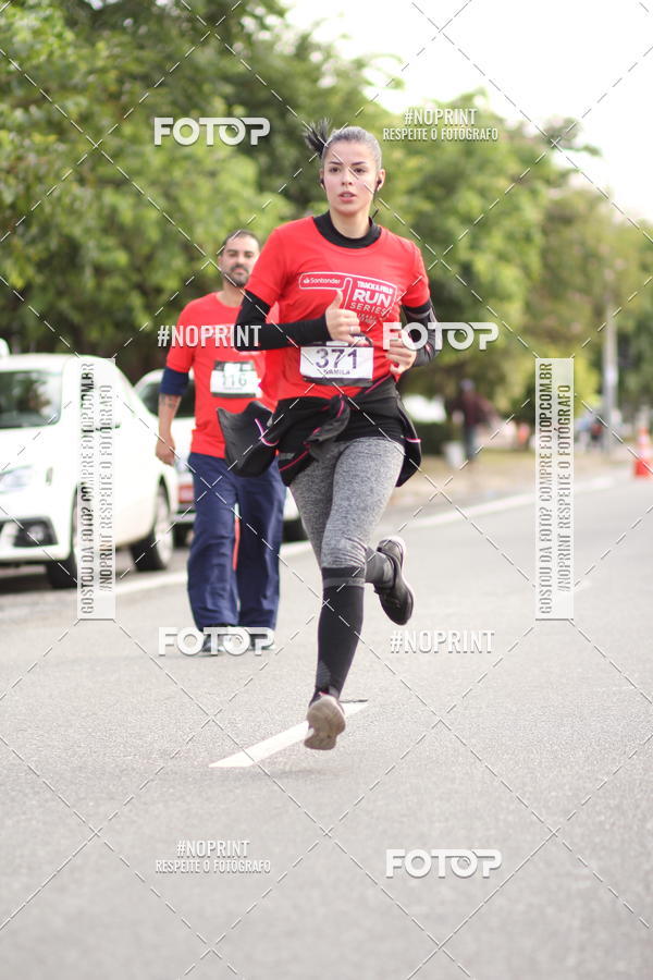 Compra tus fotos del eventoSantander Track&Field Run Series - Cidade Center Norte En Fotop