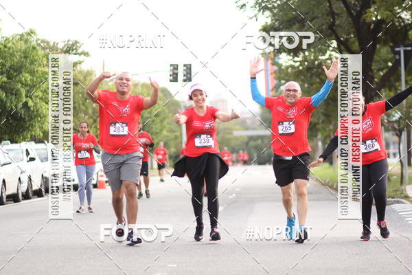 Compra tus fotos del eventoSantander Track&Field Run Series - Cidade Center Norte En Fotop