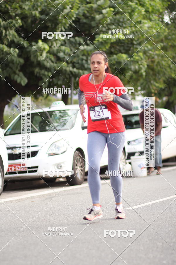 Compra tus fotos del eventoSantander Track&Field Run Series - Cidade Center Norte En Fotop