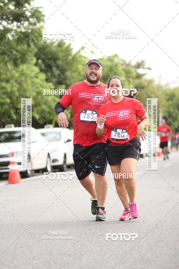Compra tus fotos del eventoSantander Track&Field Run Series - Cidade Center Norte En Fotop