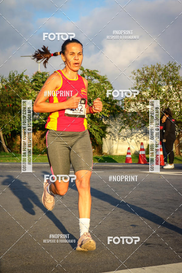 Buy your photos of the eventSantander Track&Field Run Series - Cidade Center Norte on Fotop