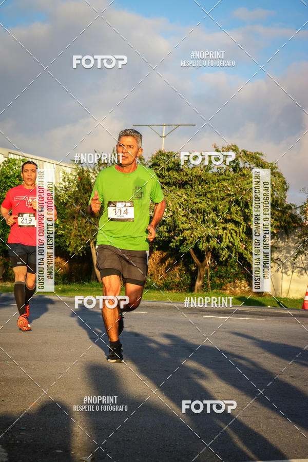 Buy your photos of the eventSantander Track&Field Run Series - Cidade Center Norte on Fotop