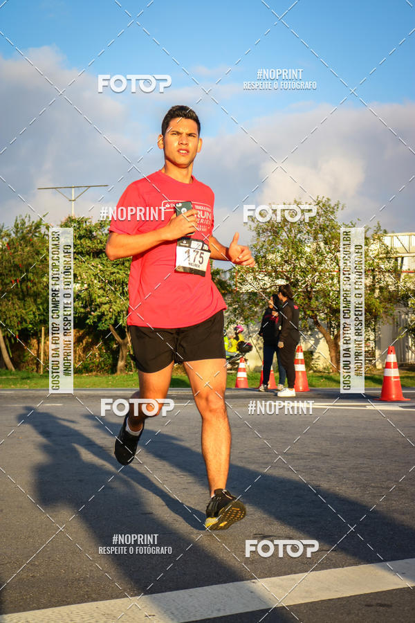 Buy your photos of the eventSantander Track&Field Run Series - Cidade Center Norte on Fotop