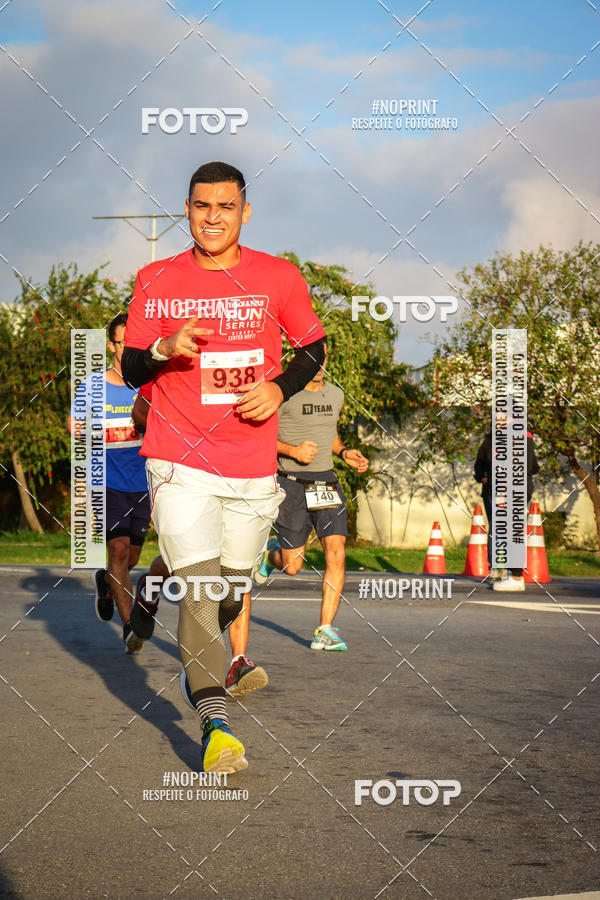 Buy your photos of the eventSantander Track&Field Run Series - Cidade Center Norte on Fotop