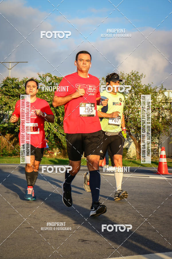Acquista le foto dell'eventoSantander Track&Field Run Series - Cidade Center Norte in Fotop