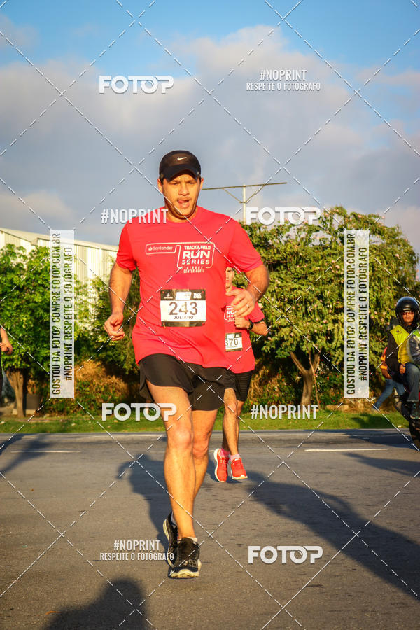 Buy your photos of the eventSantander Track&Field Run Series - Cidade Center Norte on Fotop