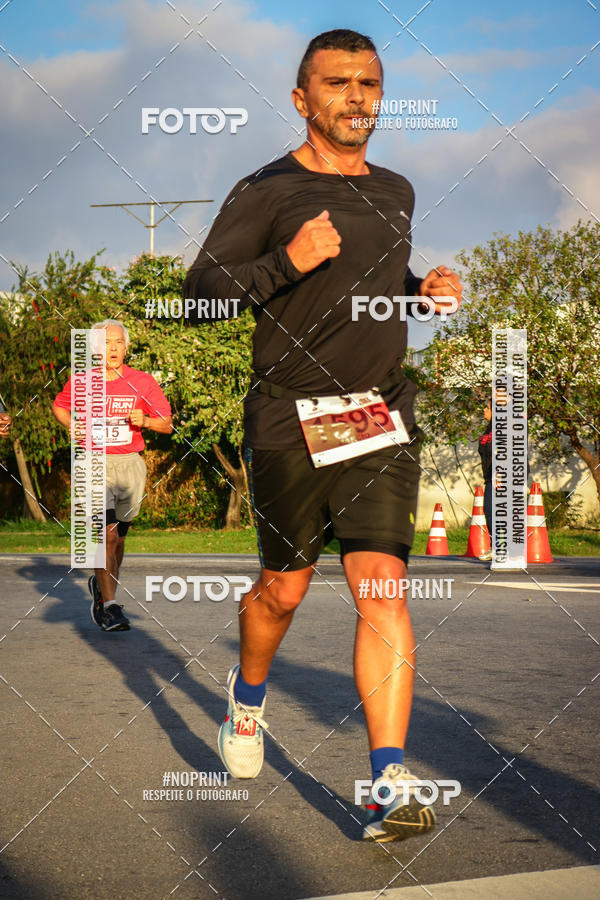 Buy your photos of the eventSantander Track&Field Run Series - Cidade Center Norte on Fotop