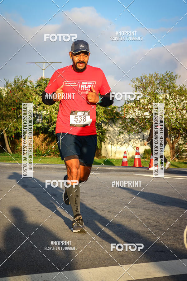 Buy your photos of the eventSantander Track&Field Run Series - Cidade Center Norte on Fotop
