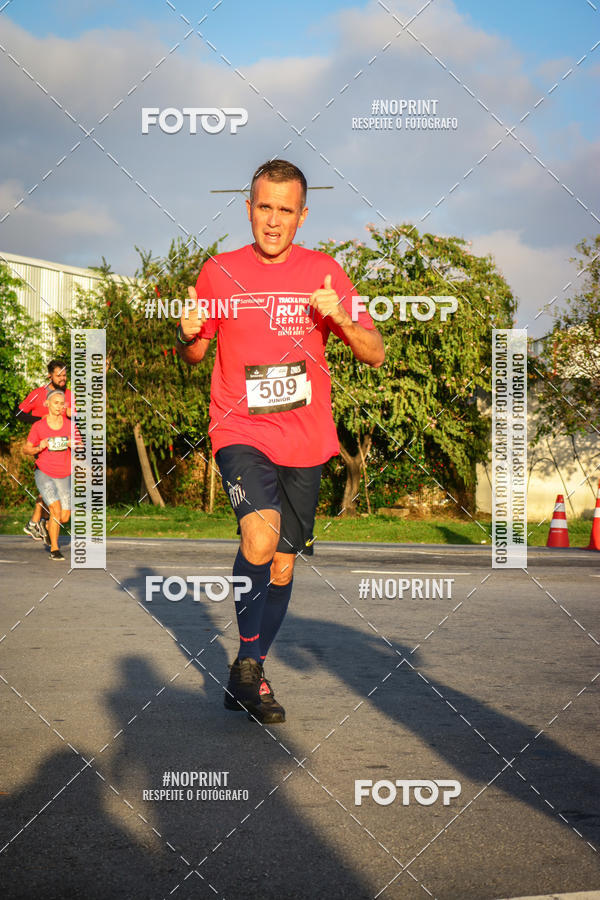 Buy your photos of the eventSantander Track&Field Run Series - Cidade Center Norte on Fotop