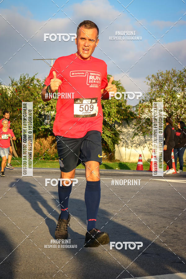 Buy your photos of the eventSantander Track&Field Run Series - Cidade Center Norte on Fotop