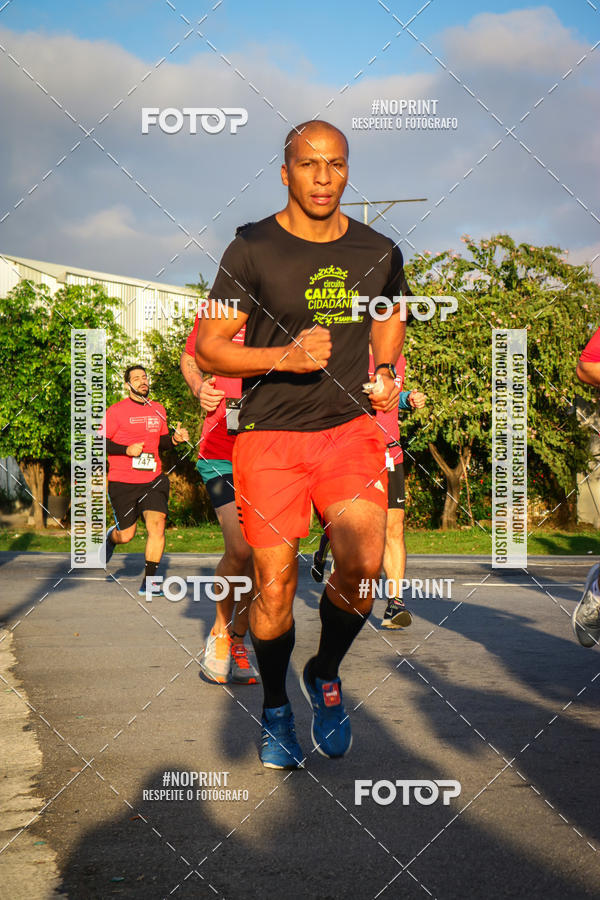 Compre as suas fotos do eventoSantander Track&Field Run Series - Cidade Center Norte no Fotop