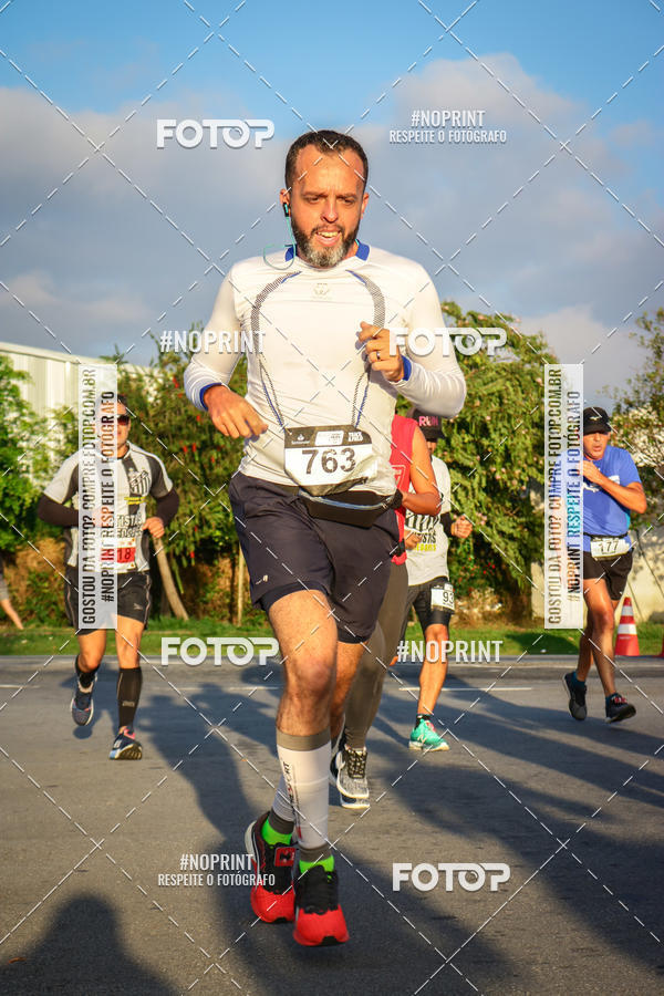 Compre as suas fotos do eventoSantander Track&Field Run Series - Cidade Center Norte no Fotop