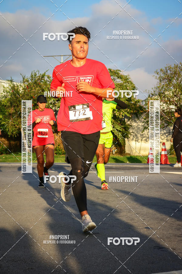 Acquista le foto dell'eventoSantander Track&Field Run Series - Cidade Center Norte in Fotop