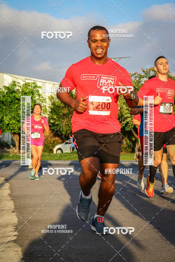 Acquista le foto dell'eventoSantander Track&Field Run Series - Cidade Center Norte in Fotop