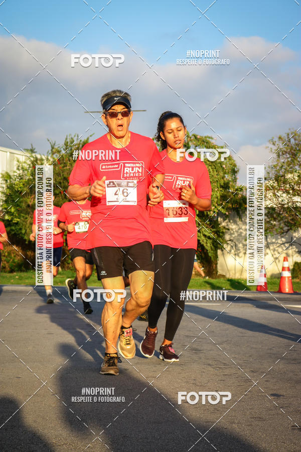 Buy your photos of the eventSantander Track&Field Run Series - Cidade Center Norte on Fotop