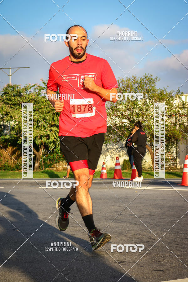 Buy your photos of the eventSantander Track&Field Run Series - Cidade Center Norte on Fotop