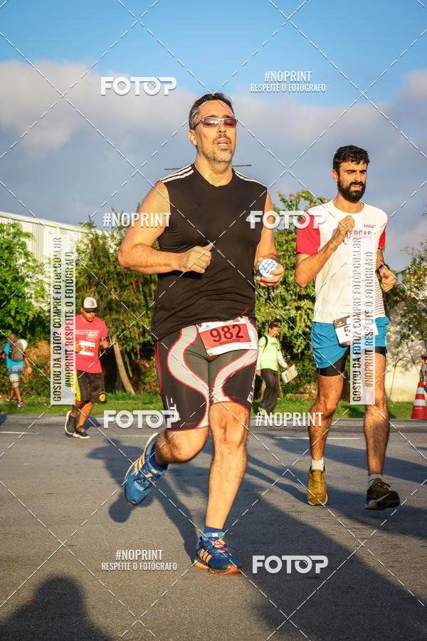 Buy your photos of the eventSantander Track&Field Run Series - Cidade Center Norte on Fotop