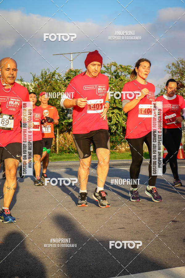 Buy your photos of the eventSantander Track&Field Run Series - Cidade Center Norte on Fotop