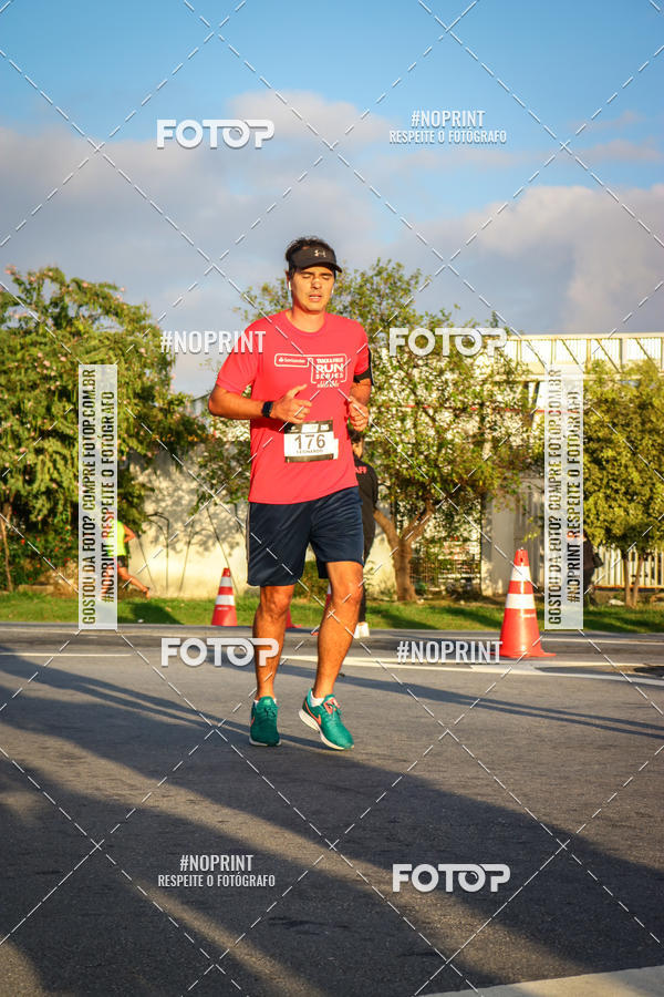 Acquista le foto dell'eventoSantander Track&Field Run Series - Cidade Center Norte in Fotop