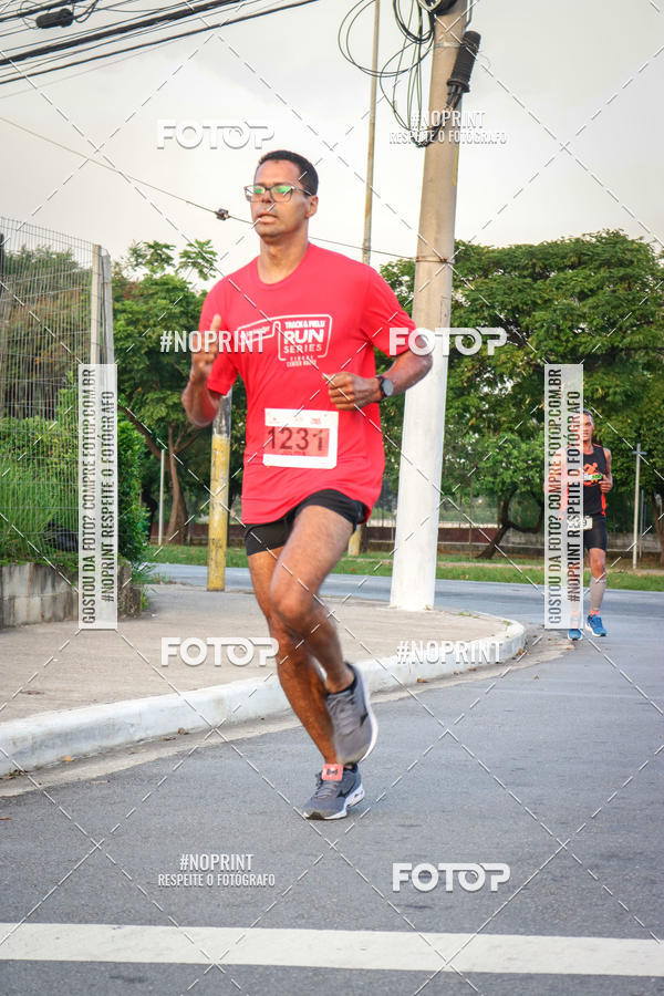 Buy your photos of the eventSantander Track&Field Run Series - Cidade Center Norte on Fotop