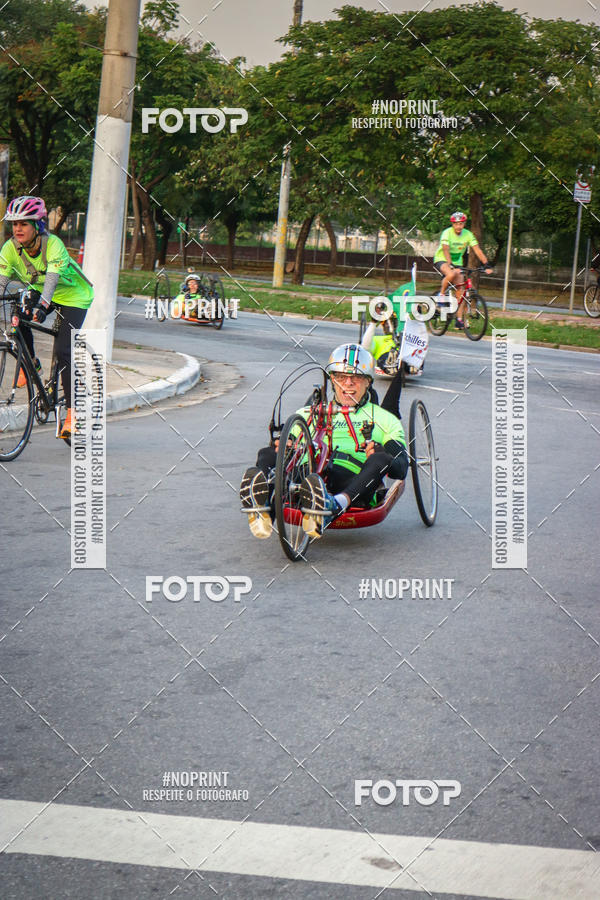 Buy your photos of the eventSantander Track&Field Run Series - Cidade Center Norte on Fotop