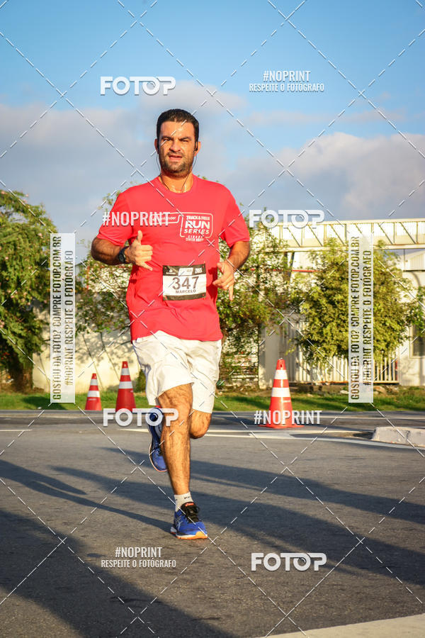 Acquista le foto dell'eventoSantander Track&Field Run Series - Cidade Center Norte in Fotop