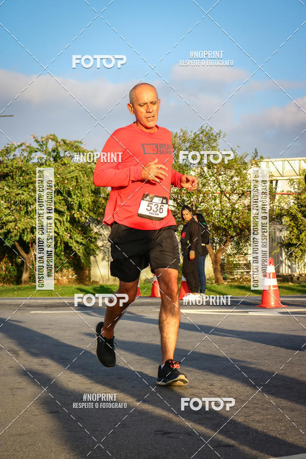 Achetez vos photos de l'�v�nementSantander Track&Field Run Series - Cidade Center Norte sur Fotop