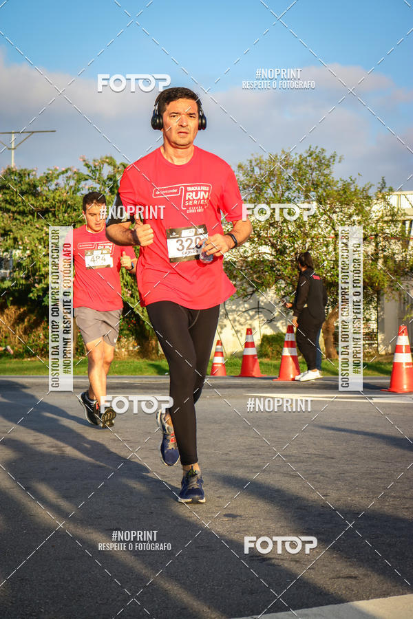 Buy your photos of the eventSantander Track&Field Run Series - Cidade Center Norte on Fotop