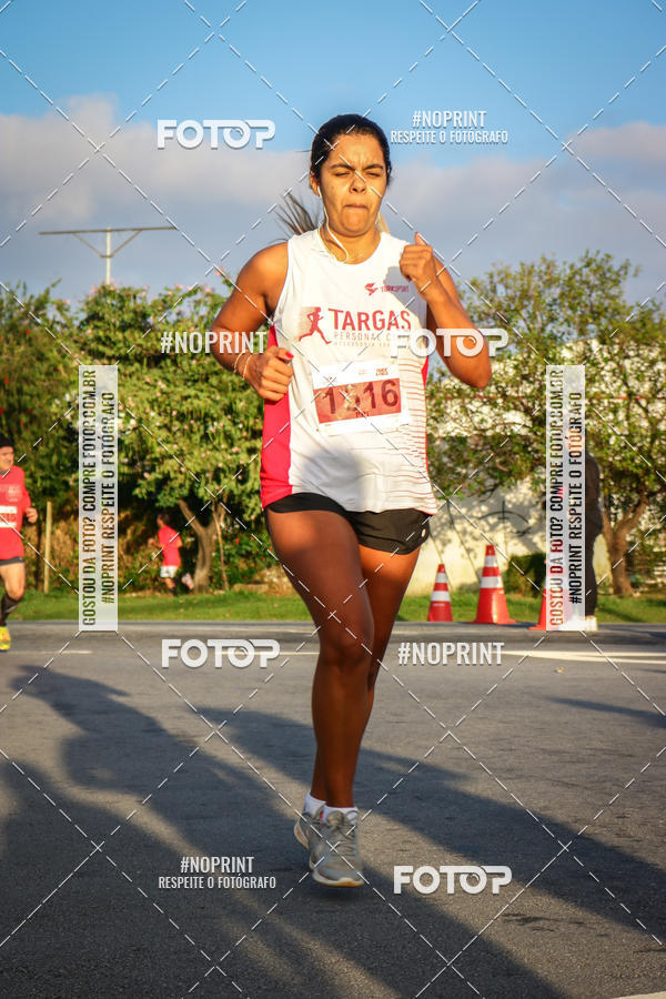 Buy your photos of the eventSantander Track&Field Run Series - Cidade Center Norte on Fotop