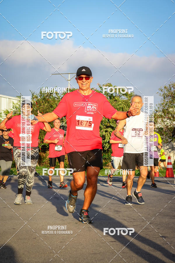 Buy your photos of the eventSantander Track&Field Run Series - Cidade Center Norte on Fotop