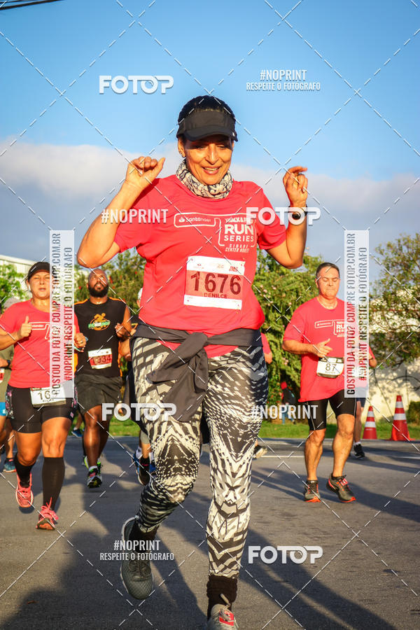 Compre as suas fotos do eventoSantander Track&Field Run Series - Cidade Center Norte no Fotop