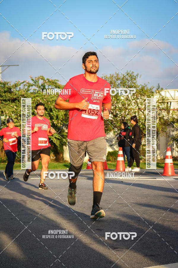 Buy your photos of the eventSantander Track&Field Run Series - Cidade Center Norte on Fotop