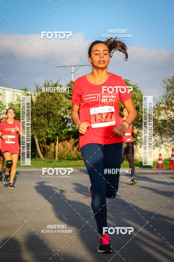 Buy your photos of the eventSantander Track&Field Run Series - Cidade Center Norte on Fotop