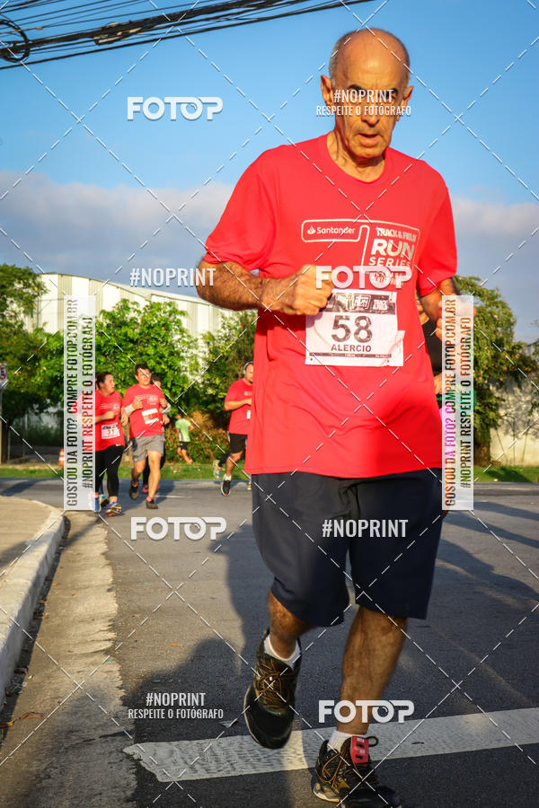 Acquista le foto dell'eventoSantander Track&Field Run Series - Cidade Center Norte in Fotop