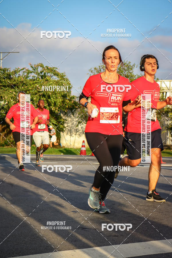 Buy your photos of the eventSantander Track&Field Run Series - Cidade Center Norte on Fotop